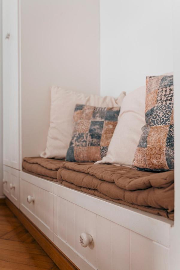 Comfortable 2 Bd Apartment Close To Athens Archeological Museum Exterior photo
